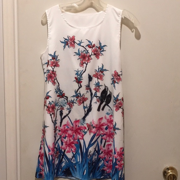 Dress Barn Dresses & Skirts - SUN DRESS W/THIS LIGHT FABRIC FLOWERS+BIRDS LOVE!!